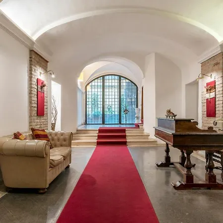 Foro Stylish And Appartement
