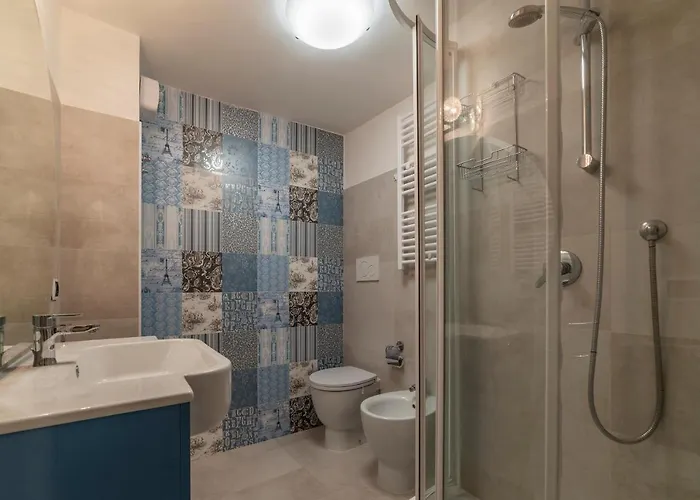 Guesthost - Foro Stylish And Roma